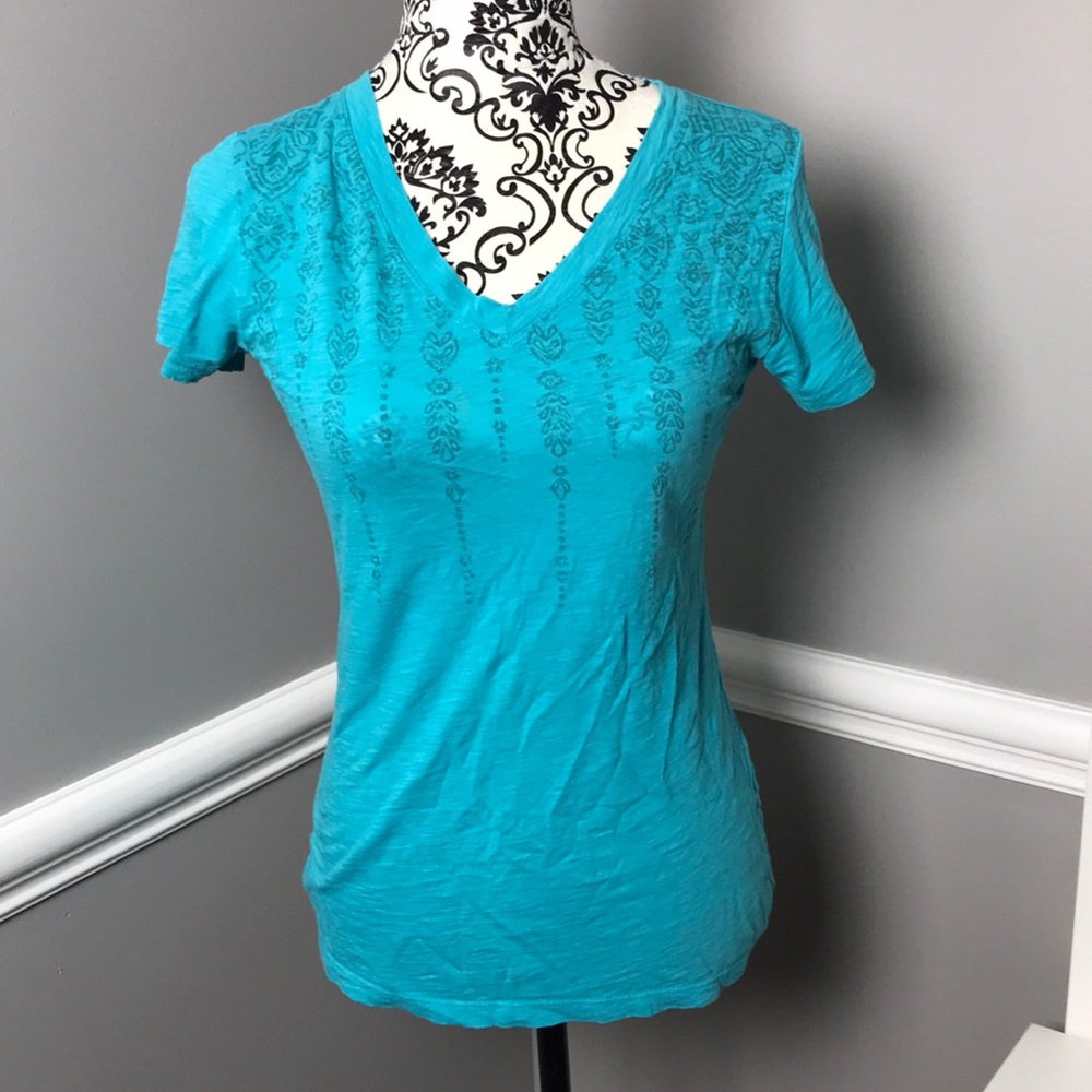 Lucy teal tee XS v-neck